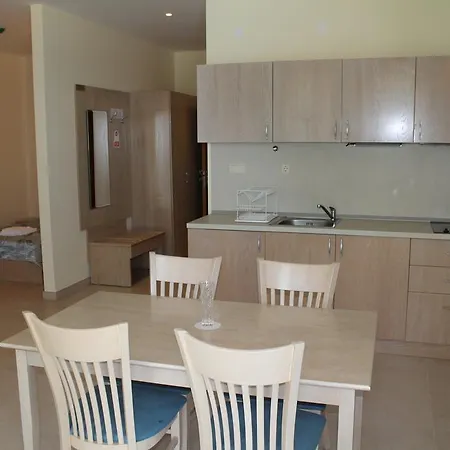 Sea Horse 洛泽内茨