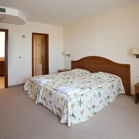 Sea Horse Hotel